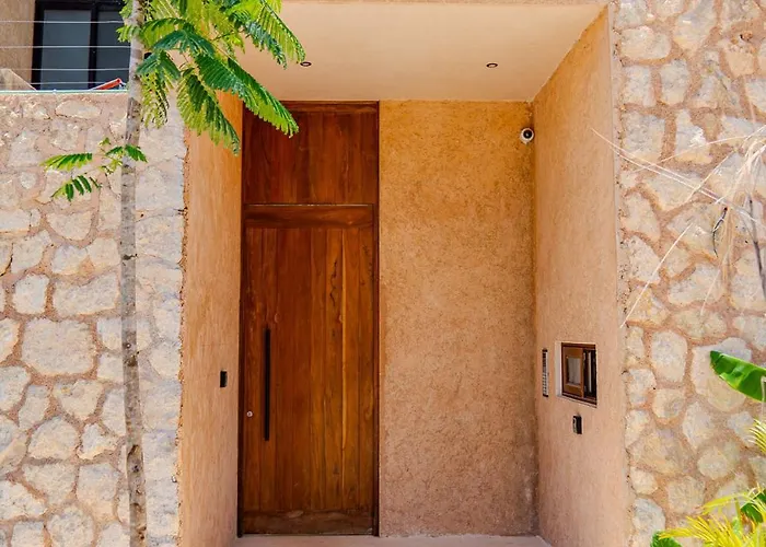 Jungle Apt, Private Pool & Security 24 *